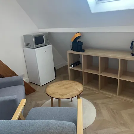 Maison Proche Centre קאין